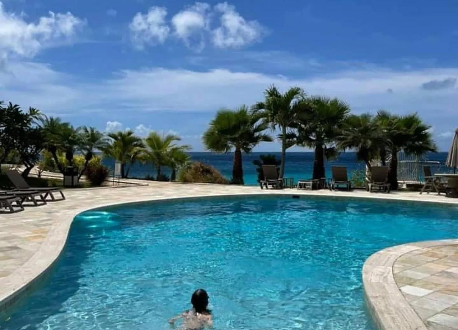 Oceanfront Paradise: Penthouse With Peloton Cupecoy  Appartement Cupecoy (Sint Maarten)