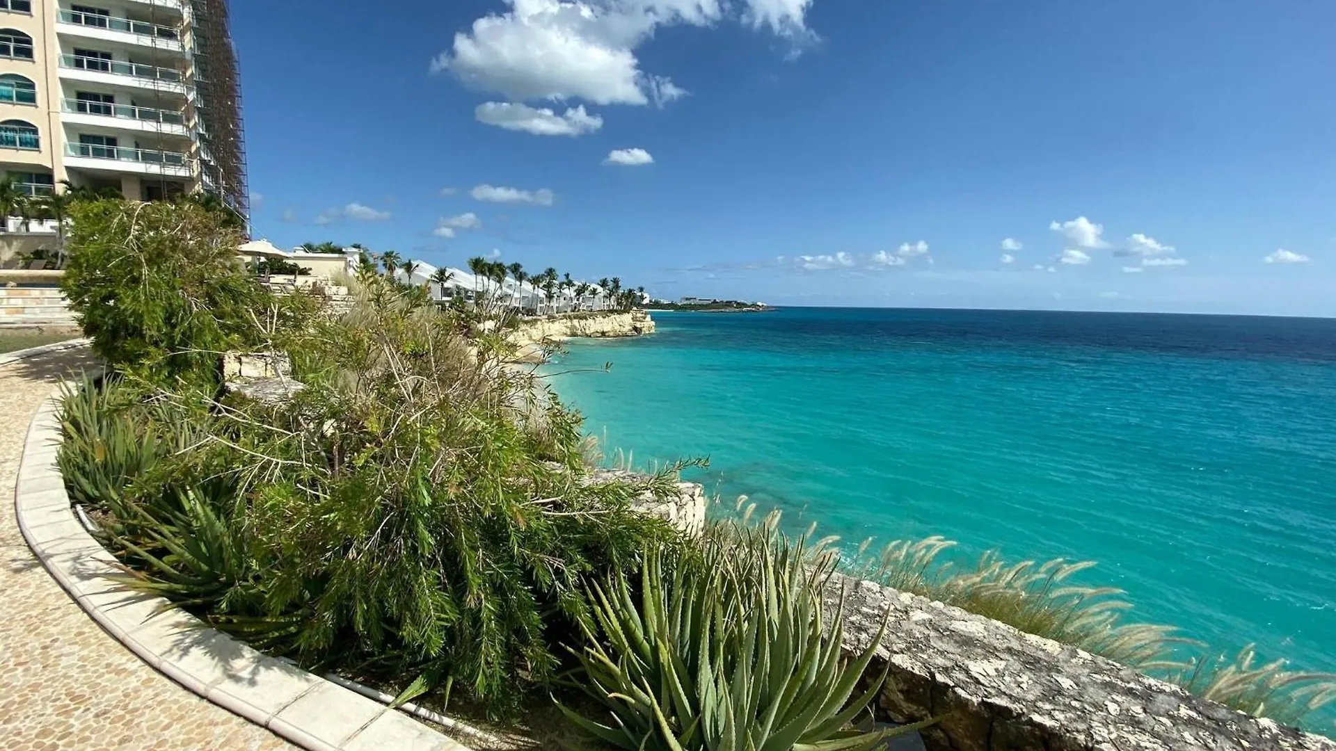 Apartment Oceanfront Paradise: Penthouse With Peloton Cupecoy  Sint Maarten/Saint Martin